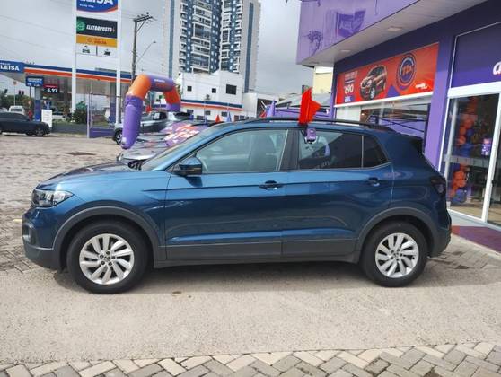 VOLKSWAGEN T-CROSS 1.0 200 TSI TOTAL FLEX AUTOMÁTICO VOLKSWAGEN T-CROSS 1.0 200 TSI TOTAL FLEX AUTOMÁTICO
